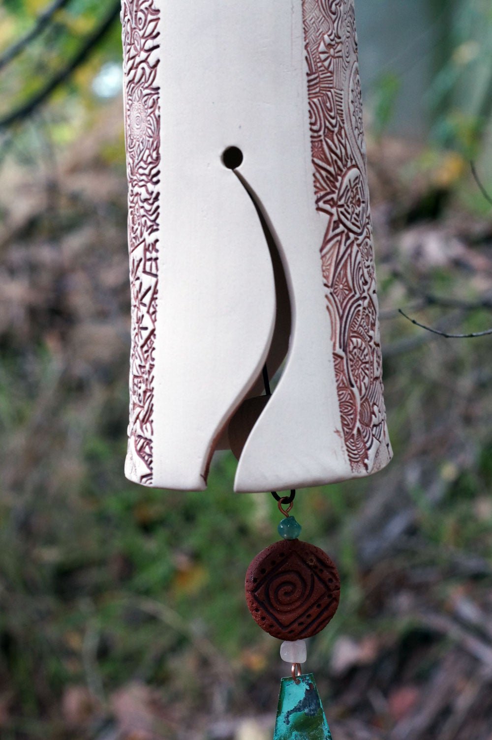 Handmade White Wind Chime Garden Bell with Starburst Pattern - EarthWind Bells
